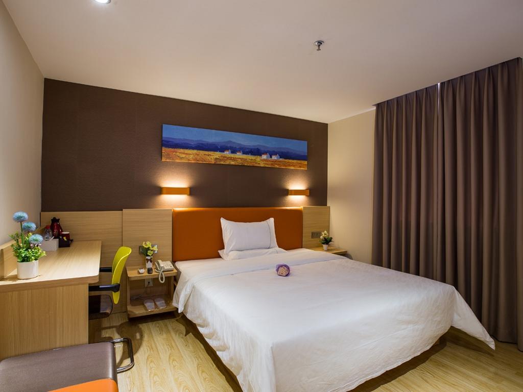 7Days Premium Chongqing Hongqihegou Hotel Стая снимка