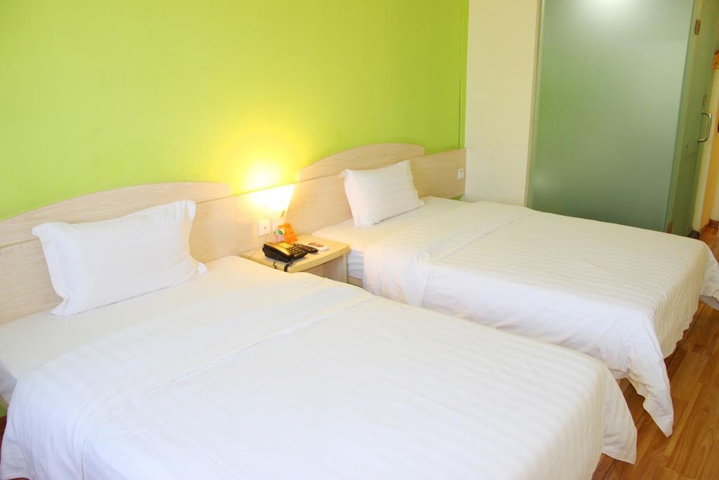 7Days Premium Chongqing Hongqihegou Hotel Екстериор снимка